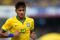 田径赛场焦点！日本队对阵法国队，球星闪耀，全场焦点无人能挡